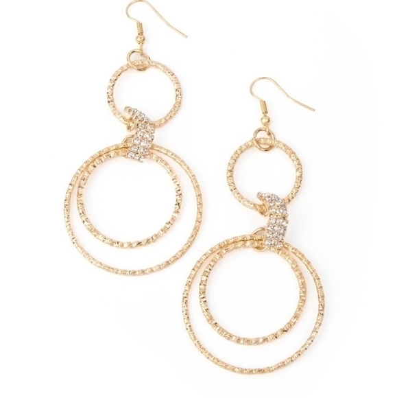 Getting Hitched Earrings - Picture 1 of 4